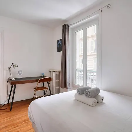 Spcaious 1bed Flat Next To Metro *